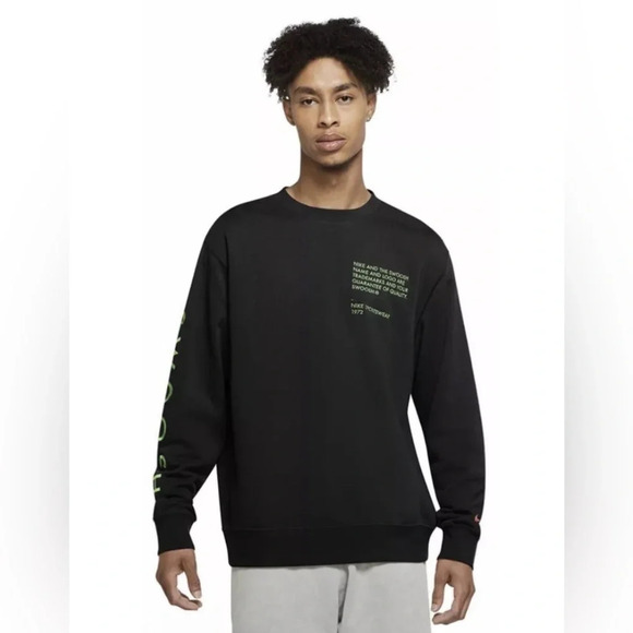 Nike Embroidered Swoosh Sweatshirt 💚 - Picture 1 of 9